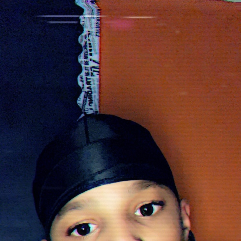 Meet your Posher, Deshaun